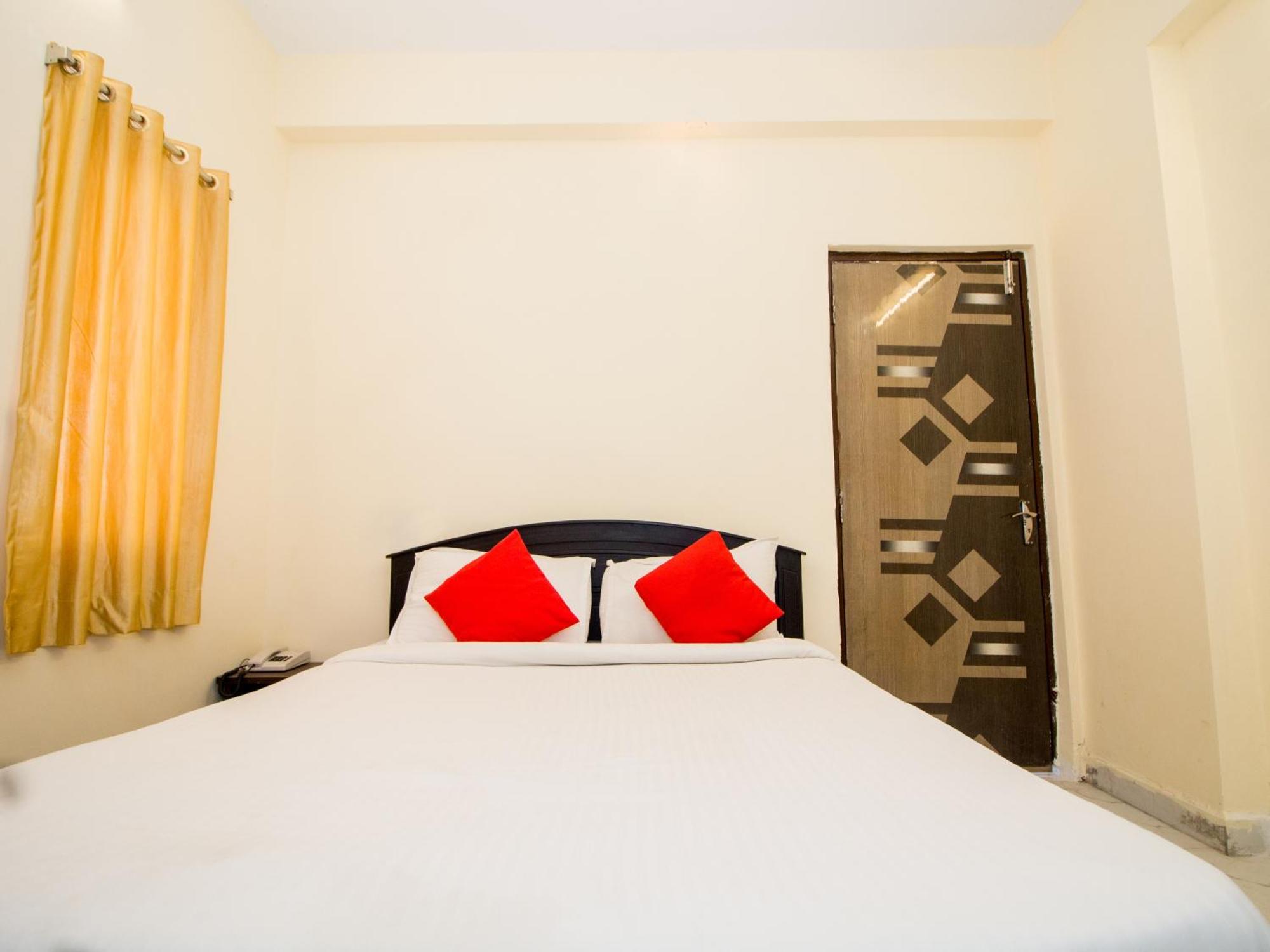 Pearl Suites Tirupati Exterior photo